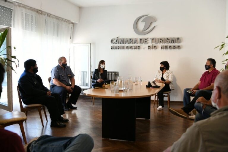 El Gobierno de Río Negro planifica estrategias de prevención junto a la Cámara de Turismo de Bariloche