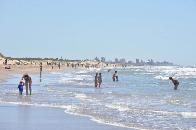 En diciembre 125.000 personas eligieron veranear en Villa Gesell
