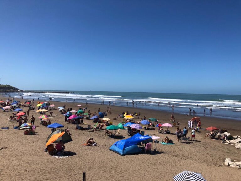 Temporada de verano 2021: más de doce millones de personas se movilizaron por todo el país<br />
<b>Deprecated</b>: strip_tags(): Passing null to parameter #1 ($string) of type string is deprecated in <b>/var/www/wp-content/themes/Newspaper/loop-single.php</b> on line <b>64</b><br />
Temporada de verano 2021: más de doce millones de personas se movilizaron por todo el país