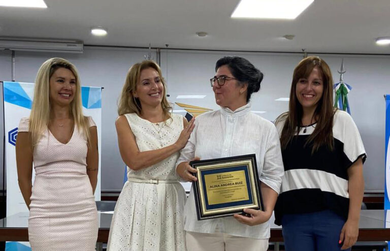 En Chaco, se reconoció la trayectoria y aporte al sector de la empresaria gastronómica Alina Ruiz<br />
<b>Deprecated</b>: strip_tags(): Passing null to parameter #1 ($string) of type string is deprecated in <b>/var/www/wp-content/themes/Newspaper/loop-single.php</b> on line <b>64</b><br />
En Chaco, se reconoció la trayectoria y aporte al sector de la empresaria gastronómica Alina Ruiz