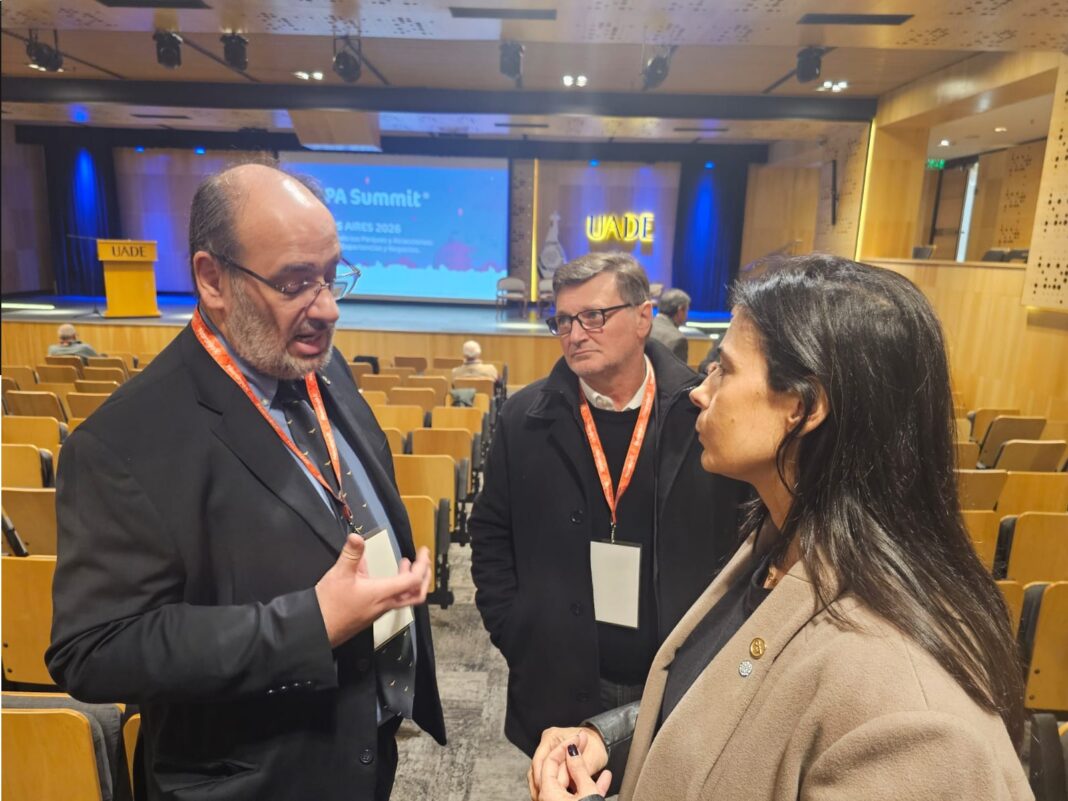 Brisighelli con Laura Terual y Horacio Reppucci 2026