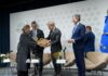 Frigerio presentó el potencial apícola de Entre Ríos en la Semana de la Miel en Buenos Aires