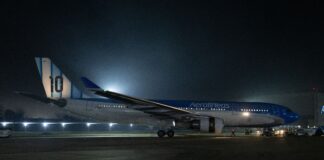 Aerolíneas: el avión mas argentino del mundo partió a Dallas con hinchas de la selección