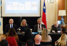 Scioli destacó en Chile la intención de hacer del turismo un factor de integración regional