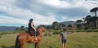 El amor por los caballos que se convirtió en una experiencia turística en Caviahue