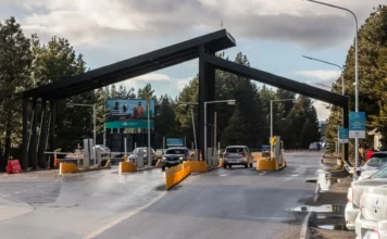 Río Negro inició la repavimentación del acceso al aeropuerto de Bariloche