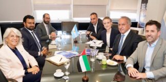 Scioli se reunió con la nueva embajadora de Emiratos Árabes Unidos en Argentina